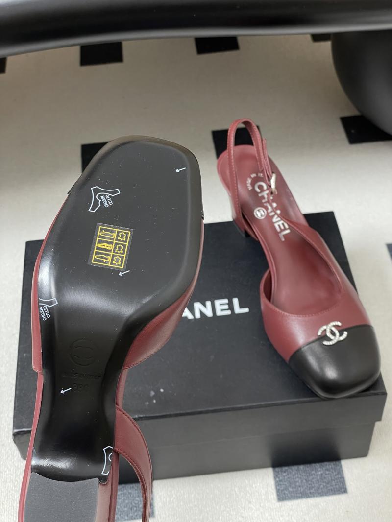 Chanel Pumps DCB121908