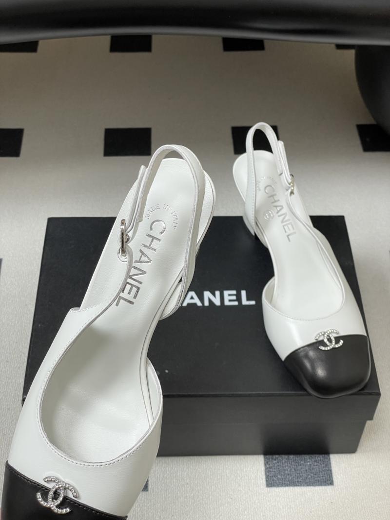 Chanel Pumps DCB121909