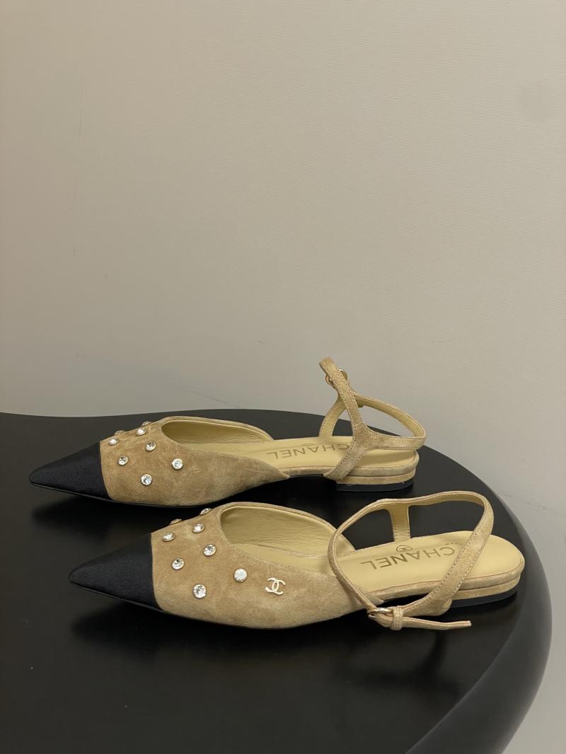 Chanel Pumps DCB121910