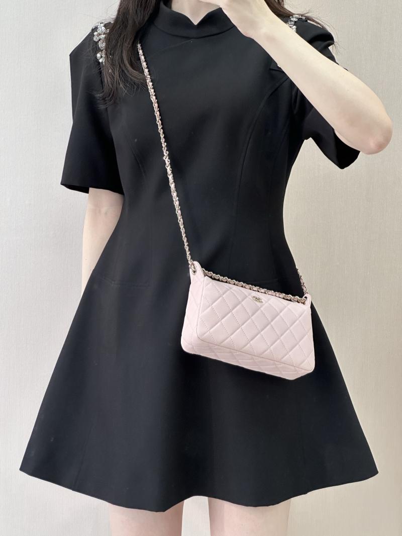 Chanel Shoulder Bag Pink AP4704