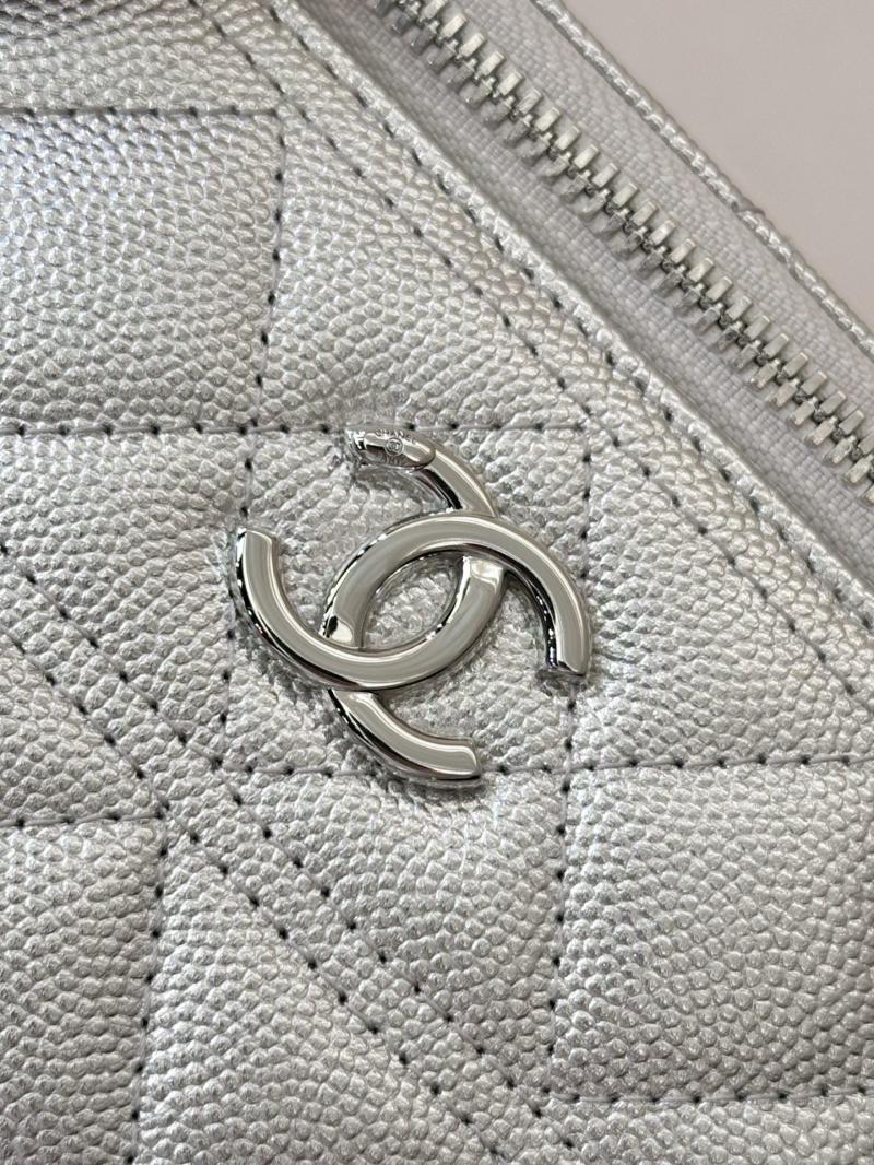 Chanel Vanity Case Silver AP4404