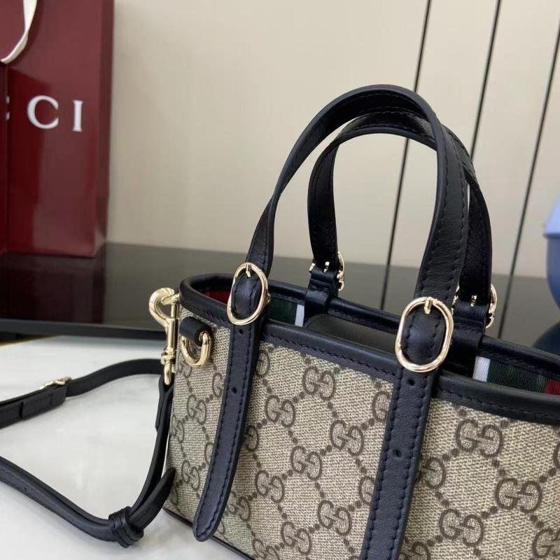 Gucci GG Emblem mini bag Black 855491