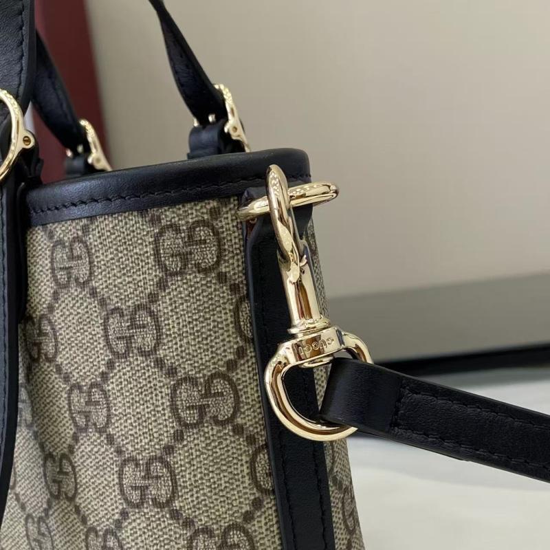 Gucci GG Emblem mini bag Black 855491