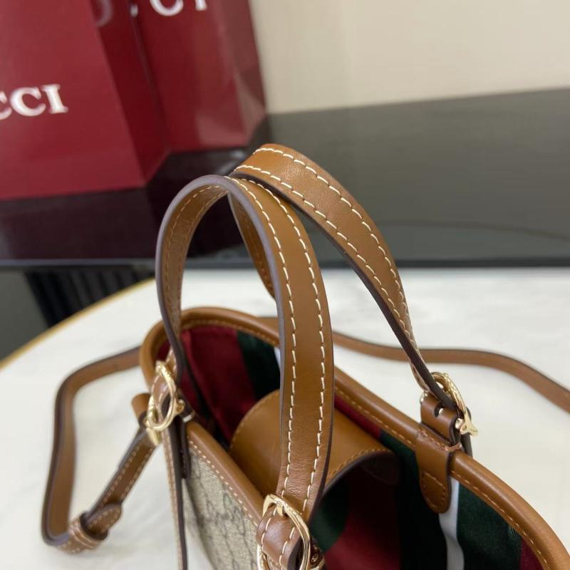 Gucci GG Emblem mini bag Brown 855491