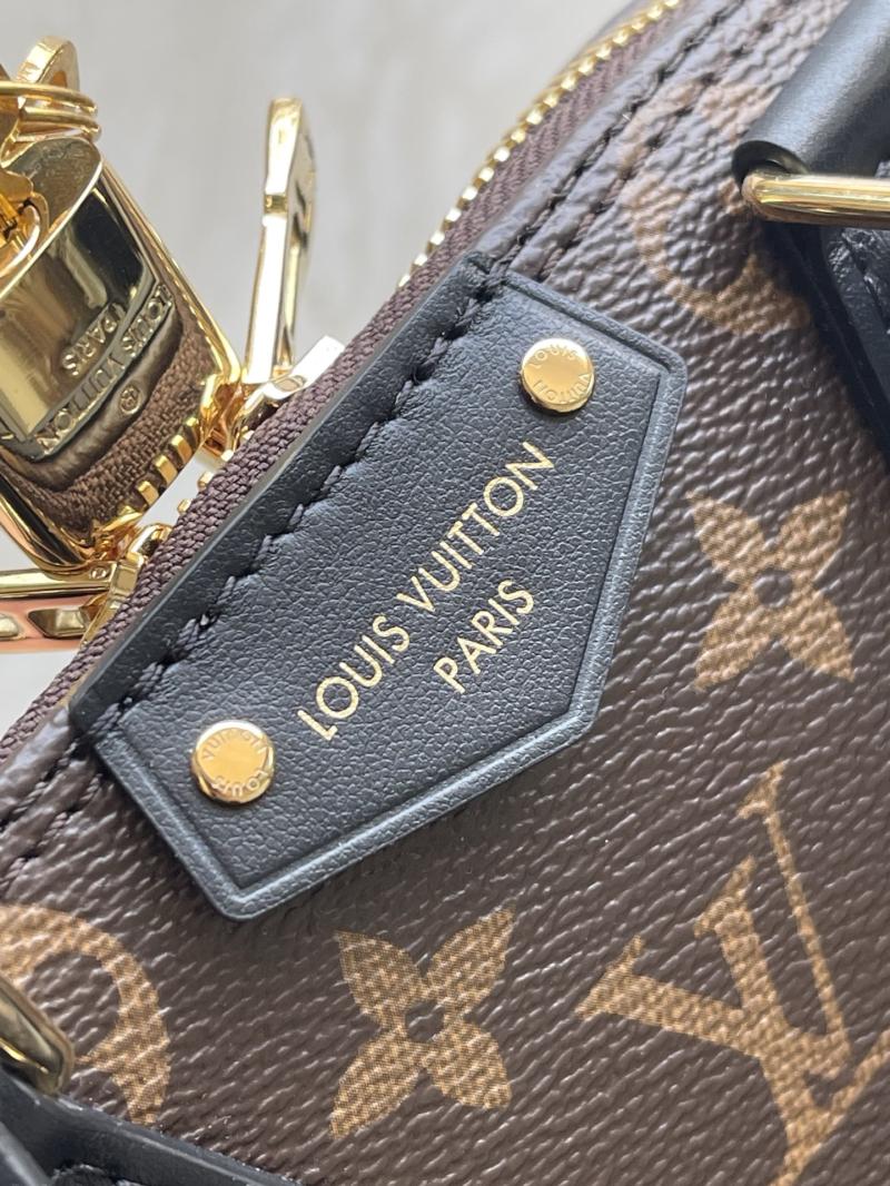 Louis Vuitton Alma Trunk BB M26084