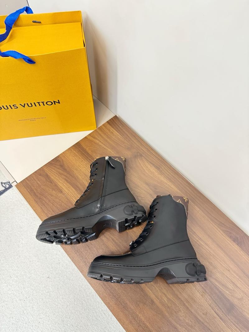Louis Vuitton Boots JMS121209