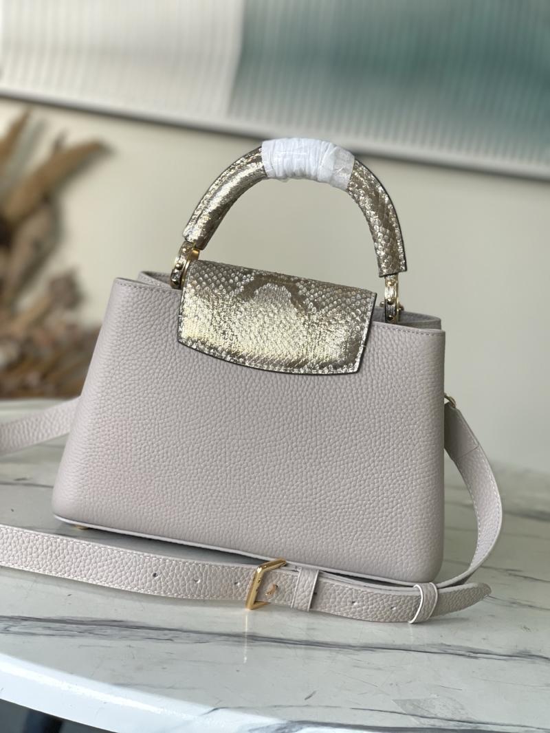 Louis Vuitton Capucines BB Grey N89369