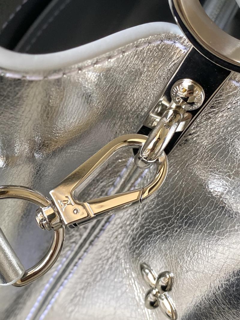 Louis Vuitton Capucines BB Silver M26258