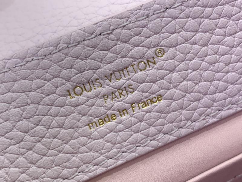 Louis Vuitton Capucines East-West Mini M25476