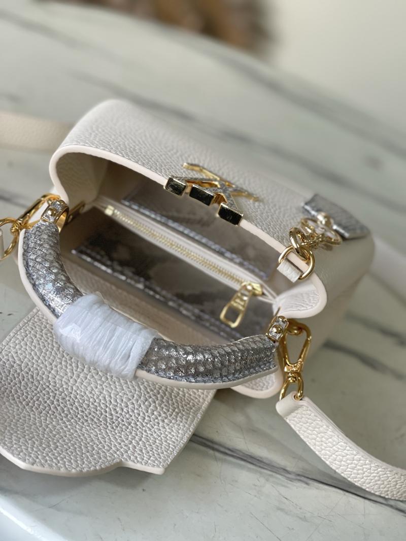 Louis Vuitton Capucines Mini Cream N89369