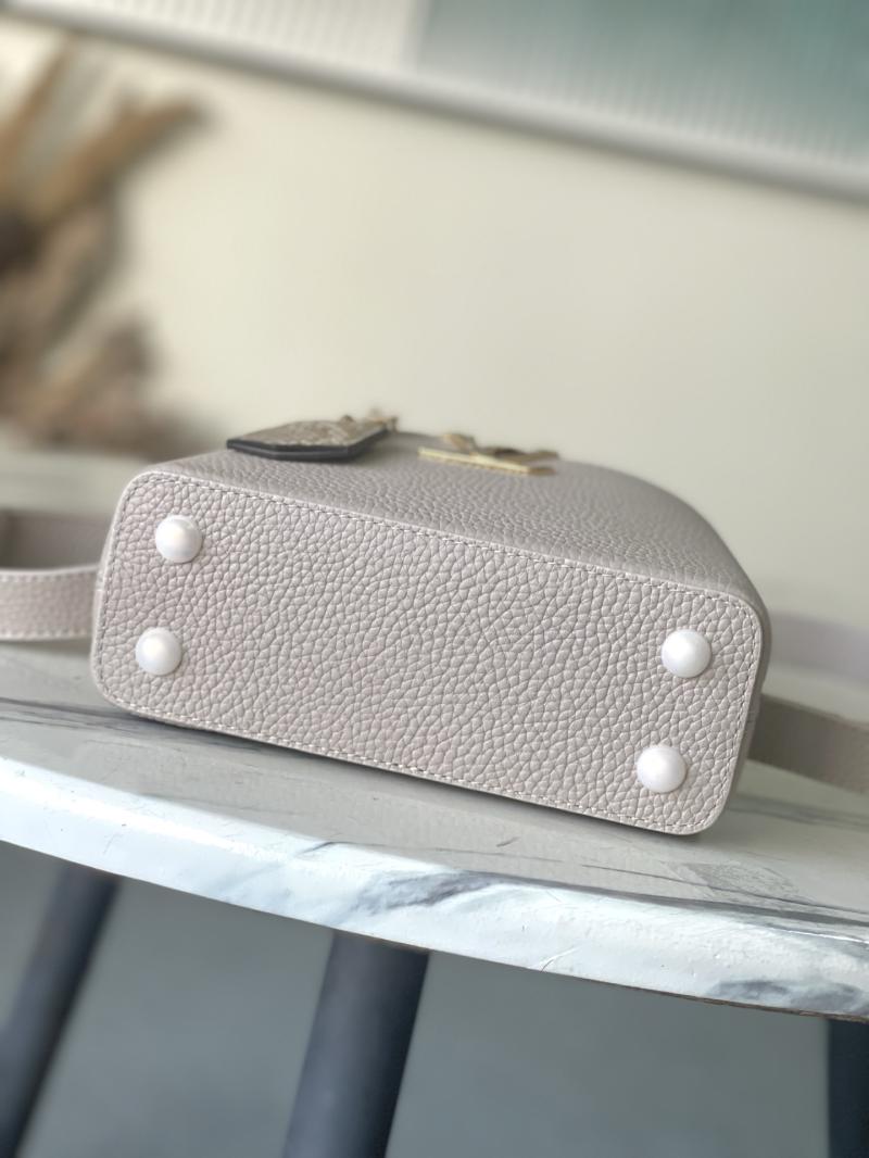 Louis Vuitton Capucines Mini Grey N89369