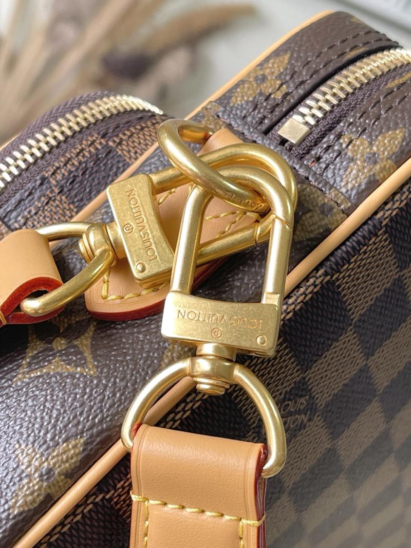 Louis Vuitton Nil M26068