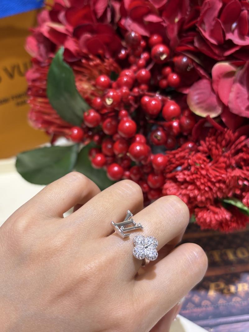 Louis Vuitton Ring YLN120604