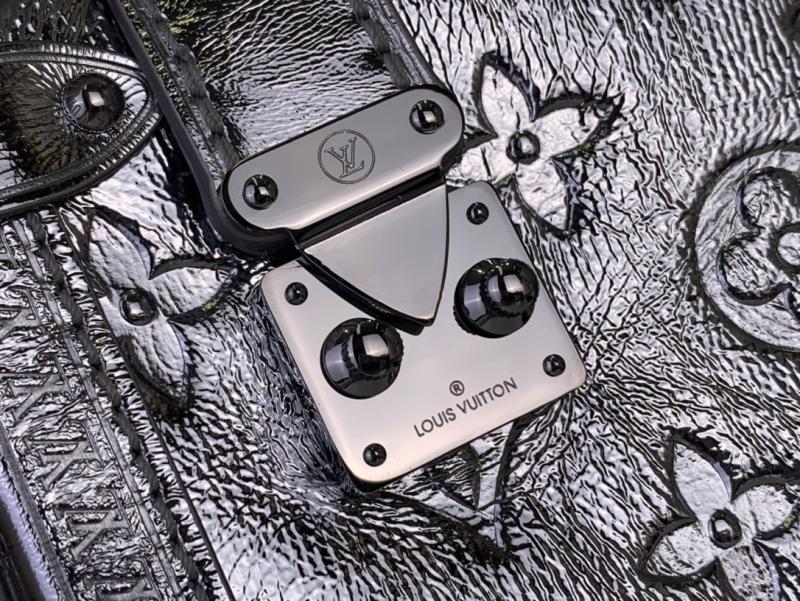 Louis Vuitton Side Trunk MM M26223