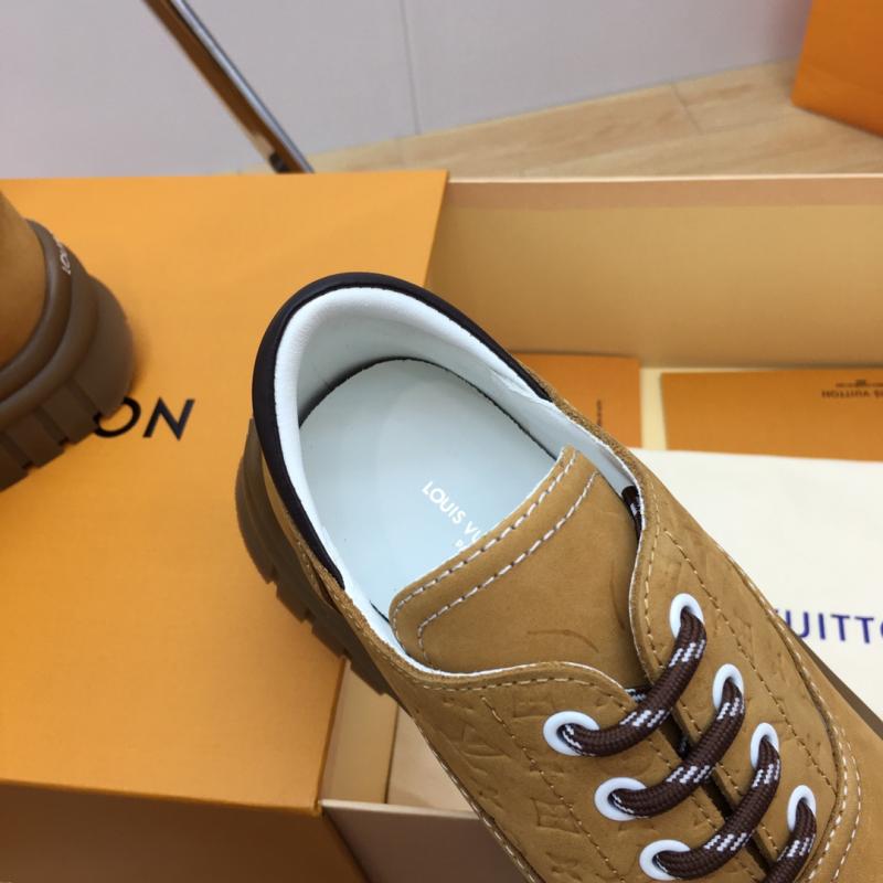 Louis Vuitton Sneakers JMS121214