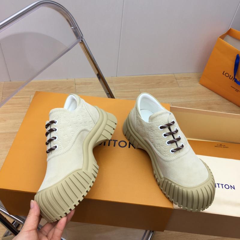 Louis Vuitton Sneakers JMS121216