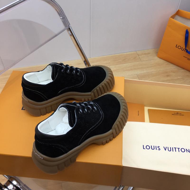 Louis Vuitton Sneakers JMS121217