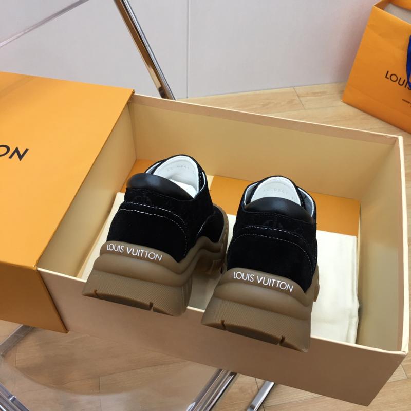 Louis Vuitton Sneakers JMS121217