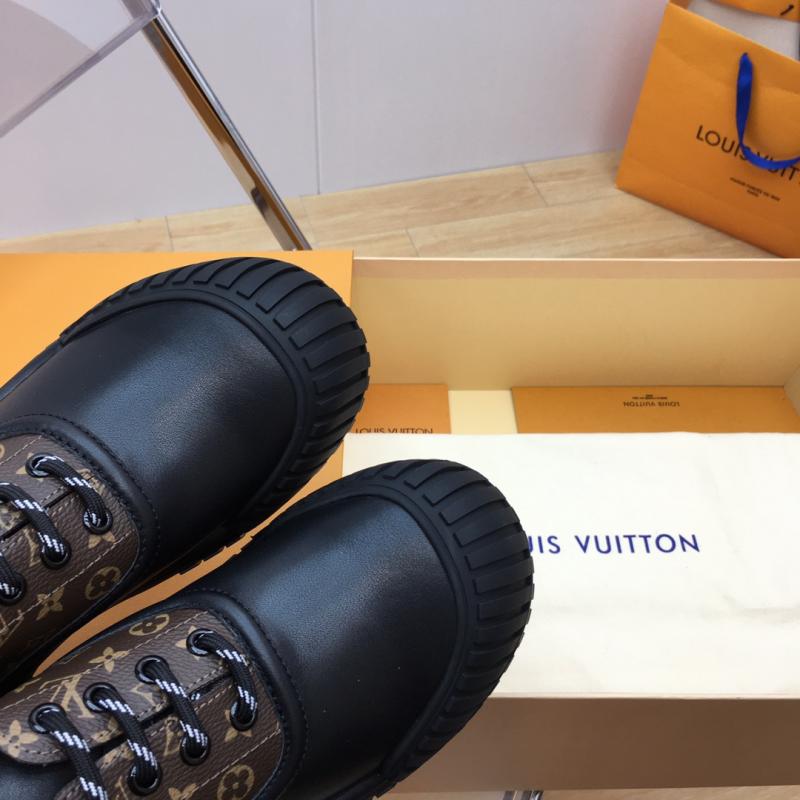 Louis Vuitton Sneakers JMS121218