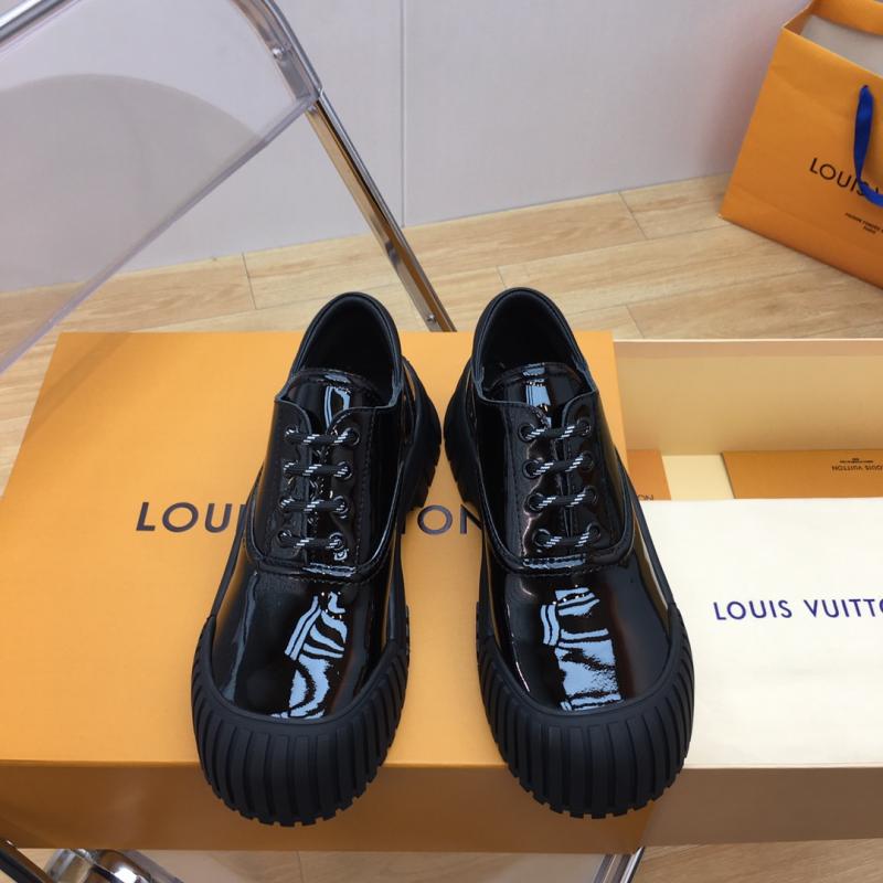 Louis Vuitton Sneakers JMS121219