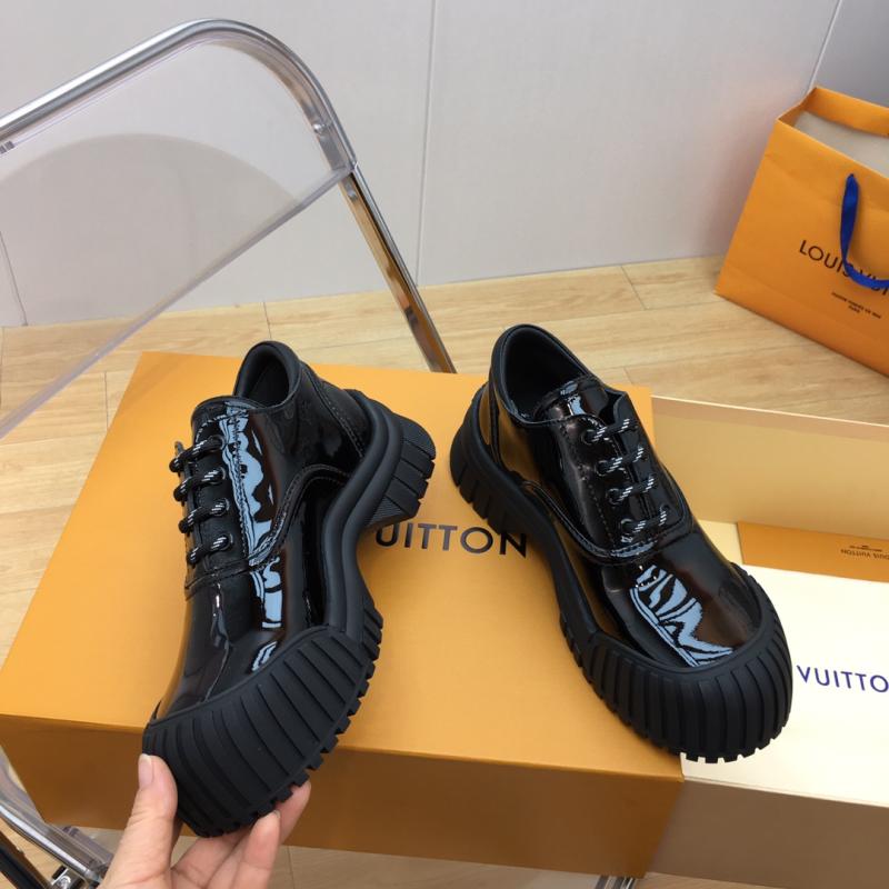 Louis Vuitton Sneakers JMS121219