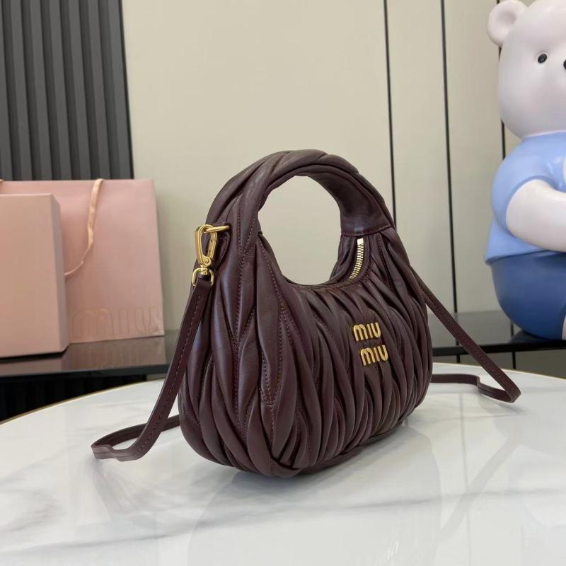 Miu Miu Wander Hobo Bag Burgundy 5BC125