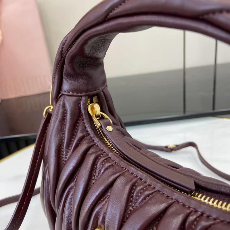 Miu Miu Wander Hobo Bag Burgundy 5BC125