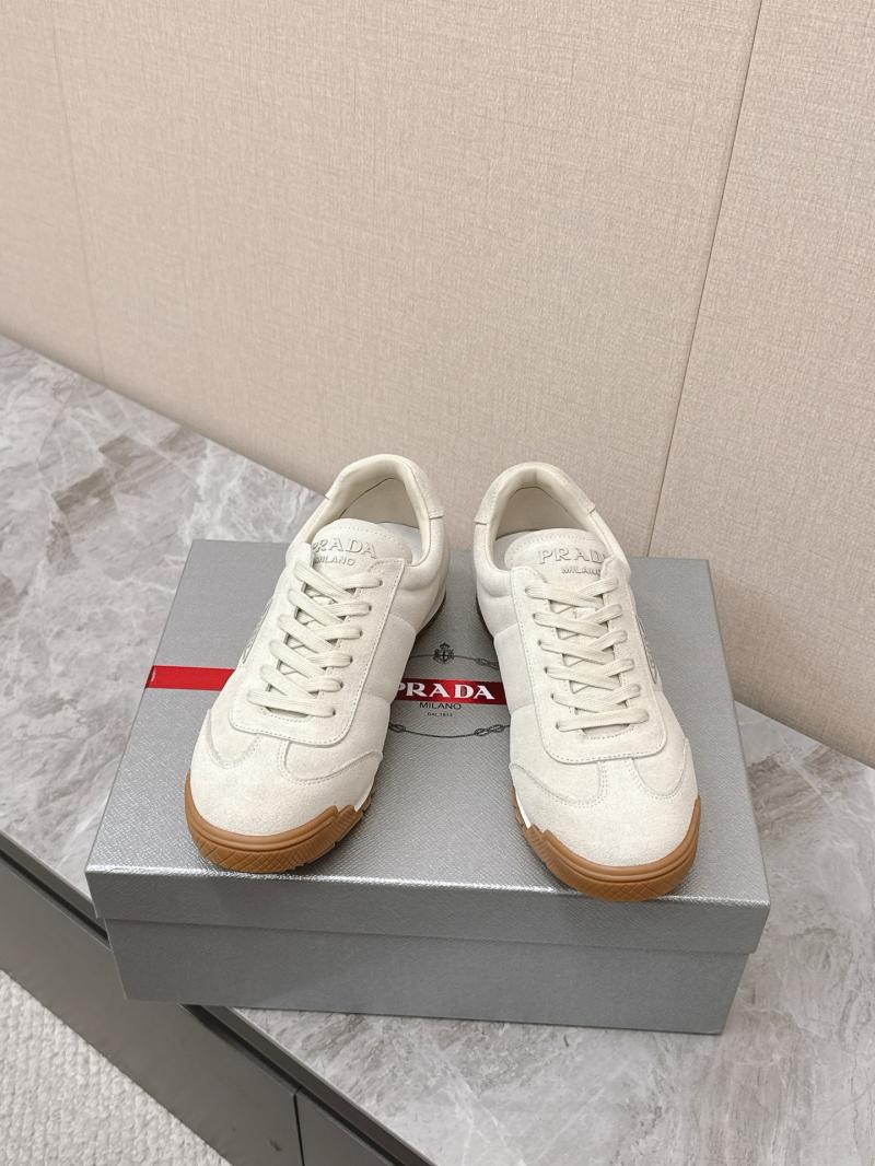 Prada Sneakers DCB121922