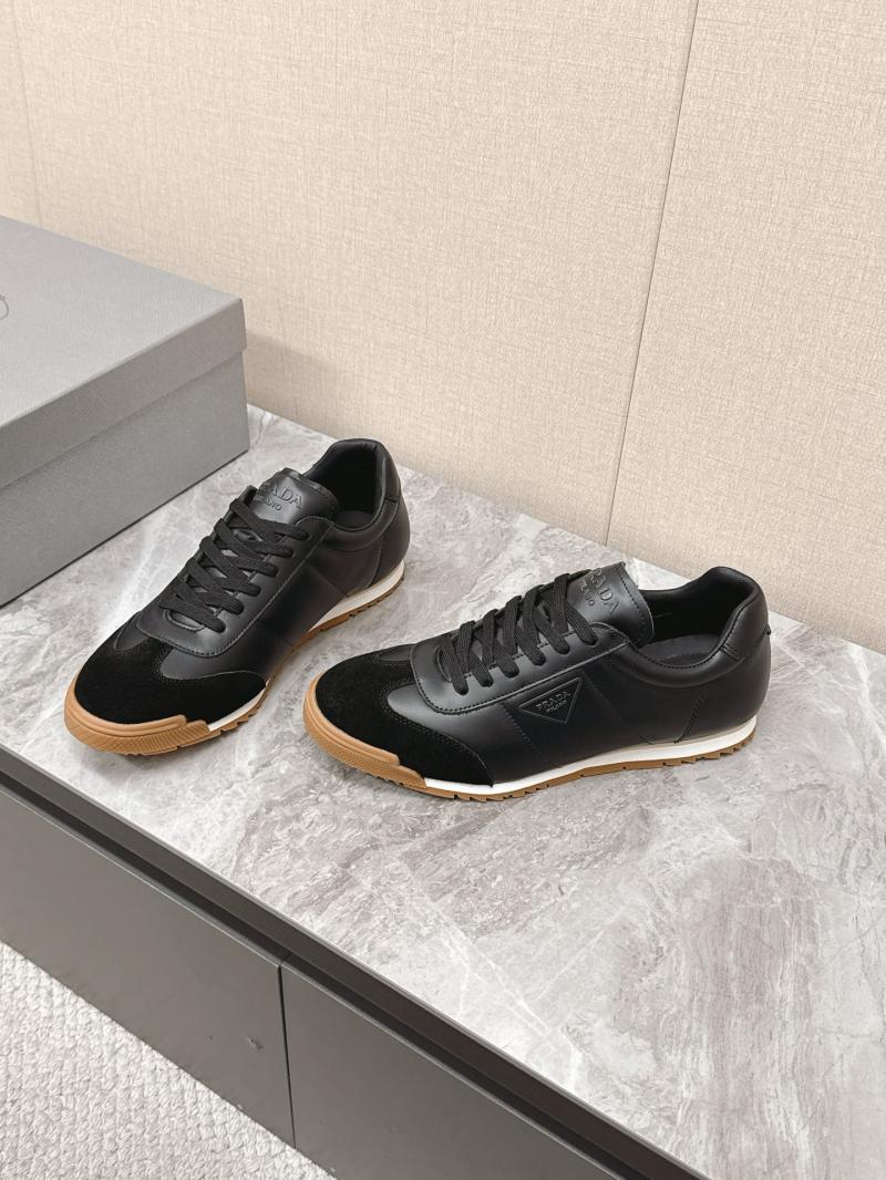 Prada Sneakers DCB121923