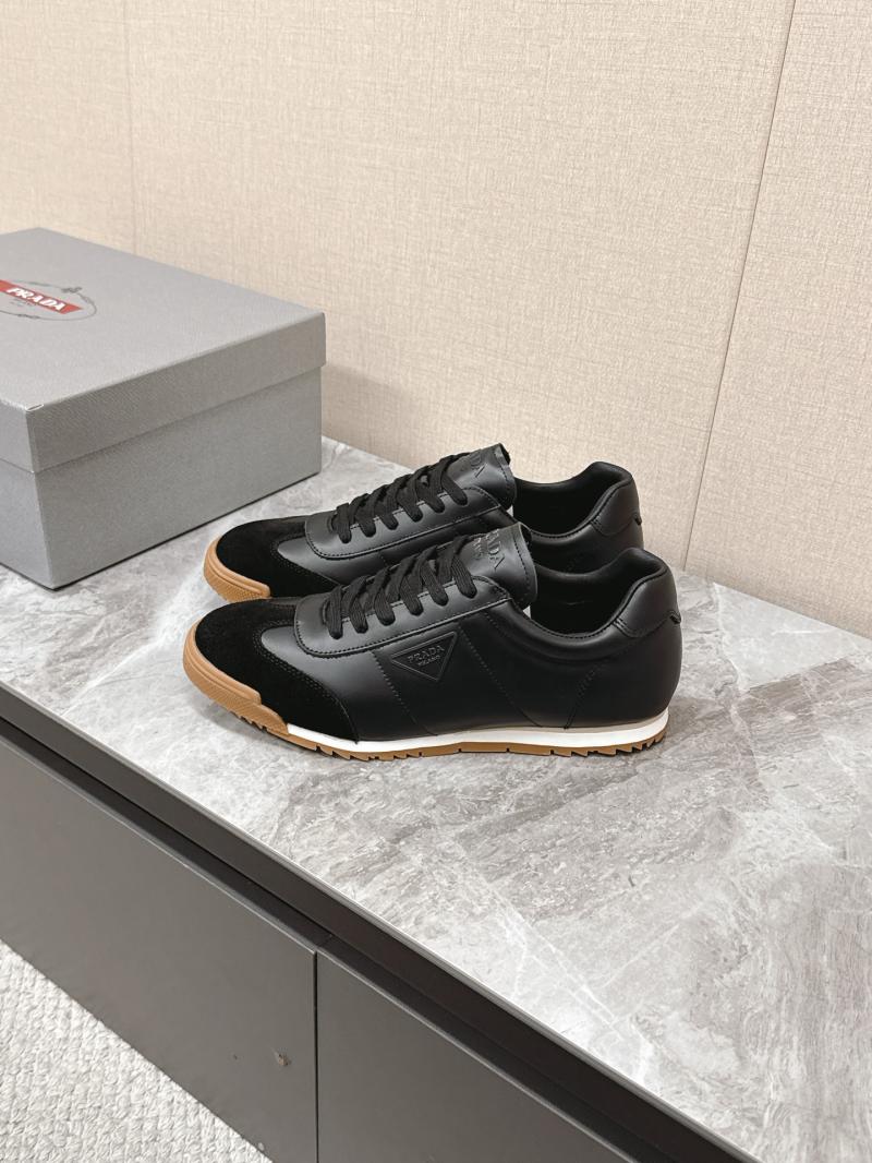 Prada Sneakers DCB121923