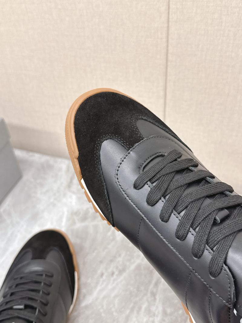 Prada Sneakers DCB121923