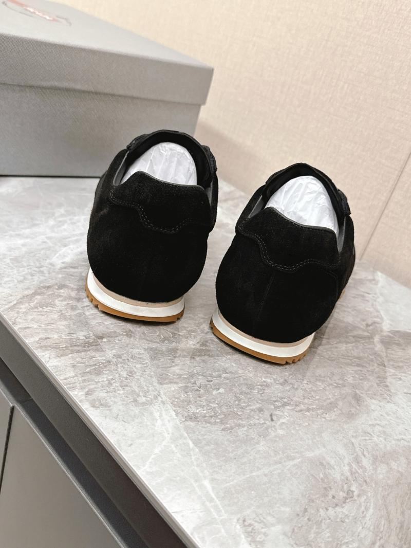 Prada Sneakers DCB121925