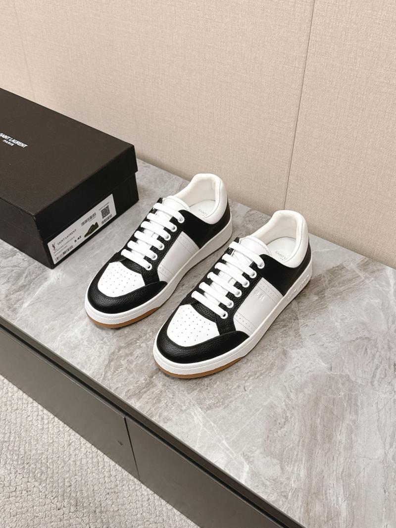 Saint Laurent Sneakers DCB121918