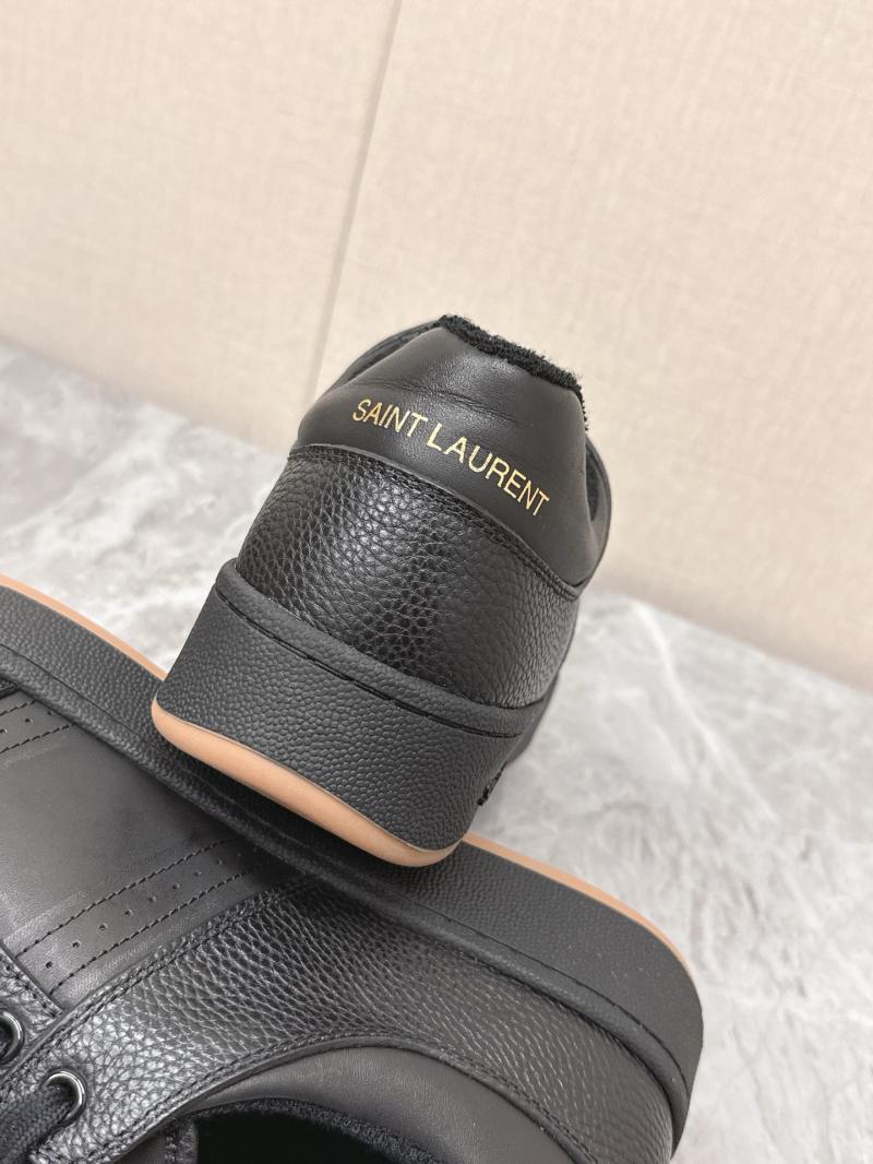 Saint Laurent Sneakers DCB121920