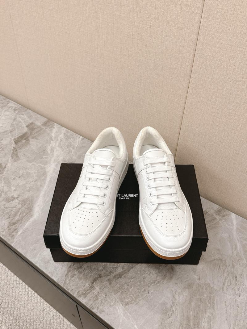 Saint Laurent Sneakers DCB121921