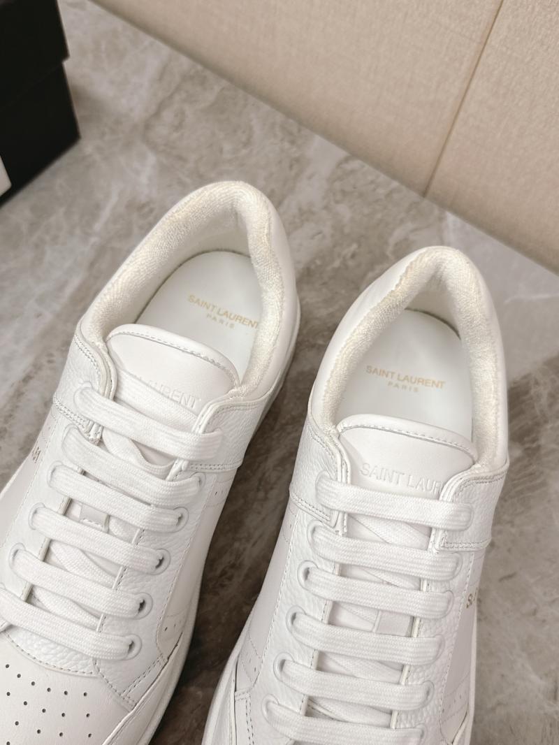 Saint Laurent Sneakers DCB121921