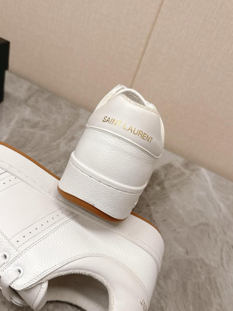 Saint Laurent Sneakers DCB121921
