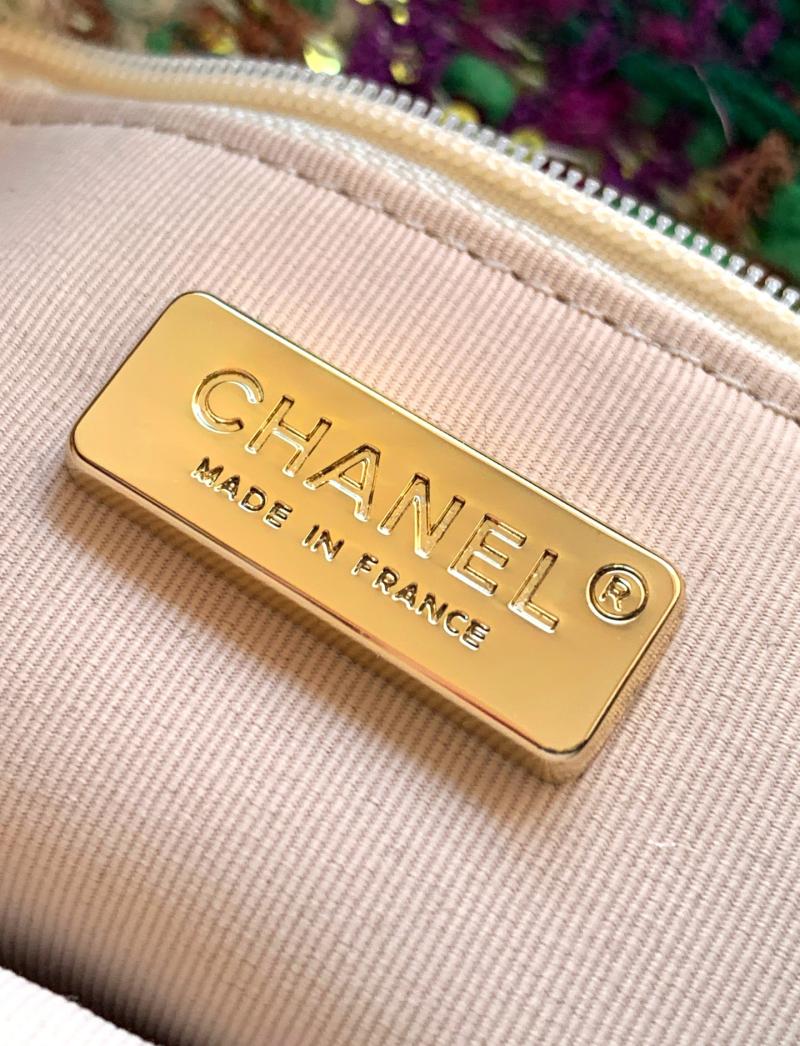 Small Chanel Tweed Flap Bag Green A01116