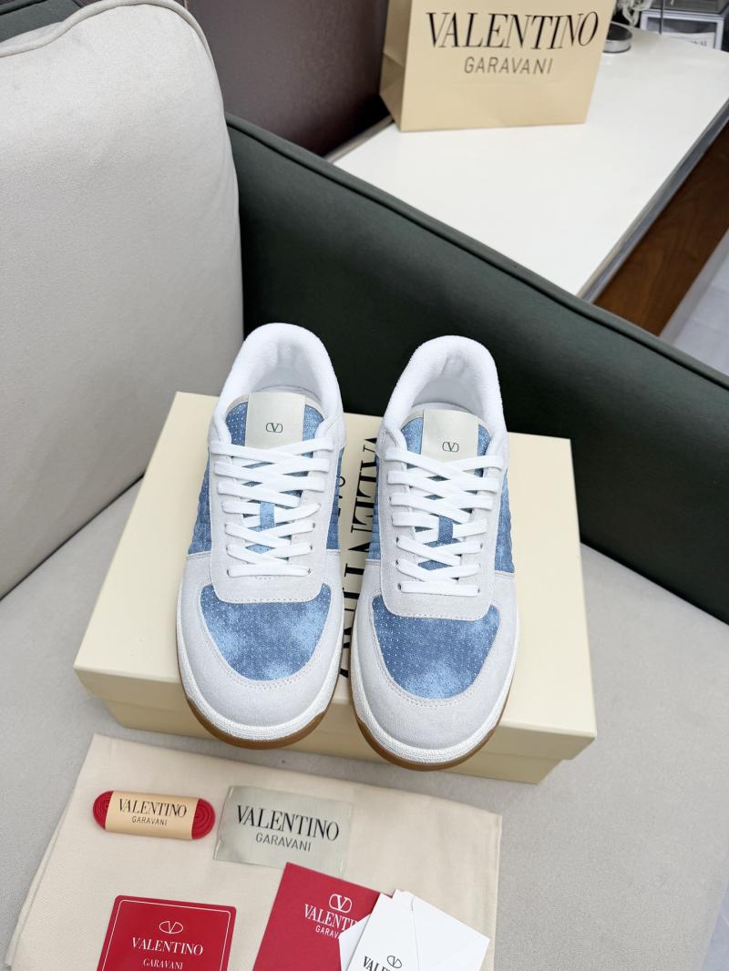 Valentino Sneakers DCB121927