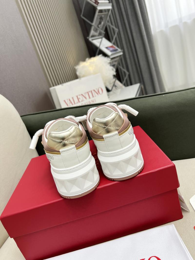 Valentino Unisex Sneakers DCB121933