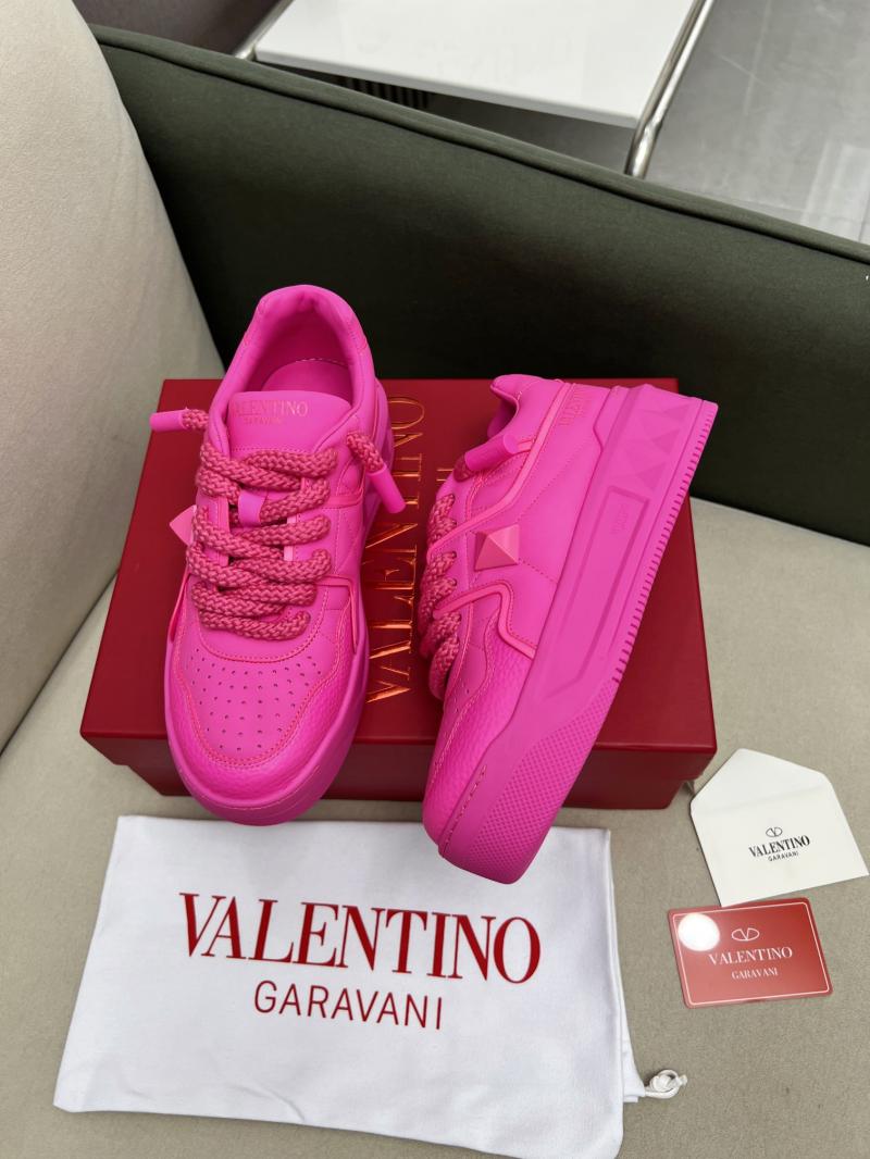 Valentino Unisex Sneakers DCB121940