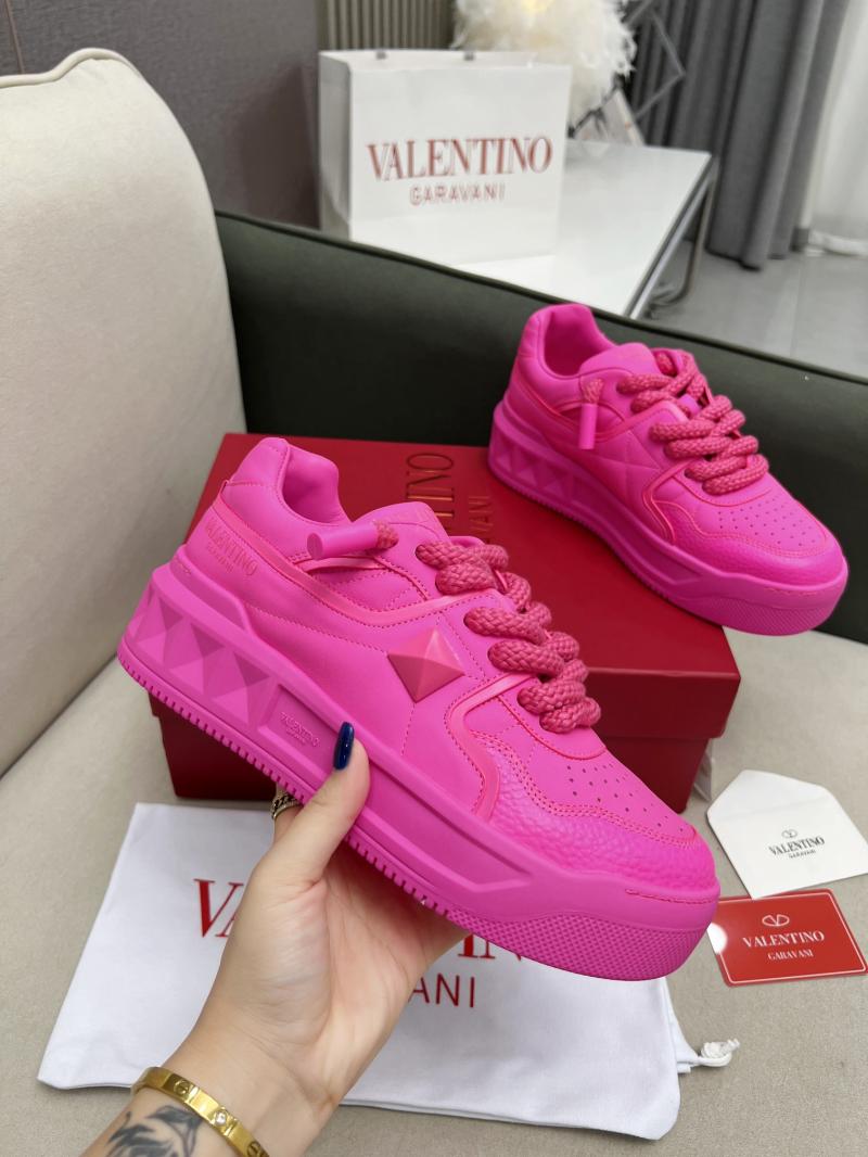 Valentino Unisex Sneakers DCB121940