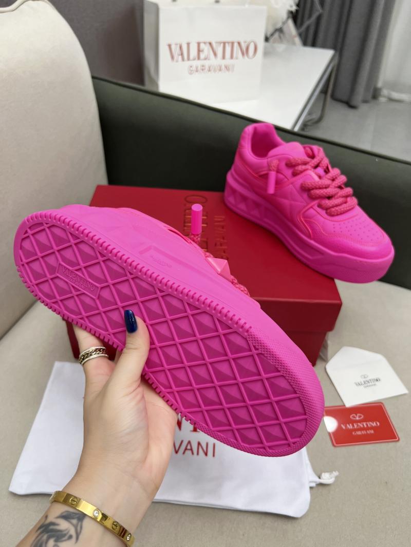 Valentino Unisex Sneakers DCB121940