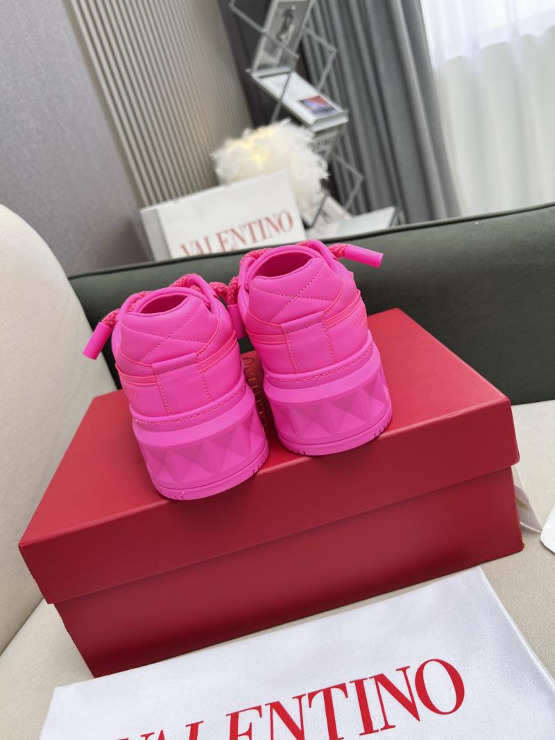 Valentino Unisex Sneakers DCB121940