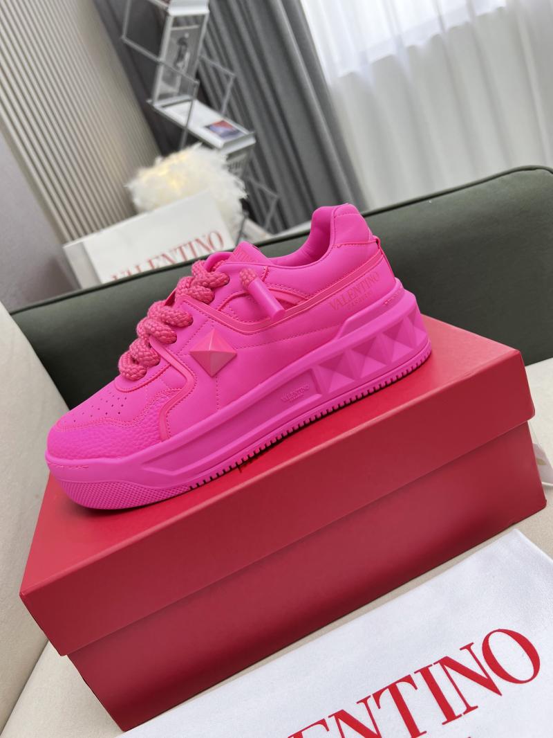 Valentino Unisex Sneakers DCB121940