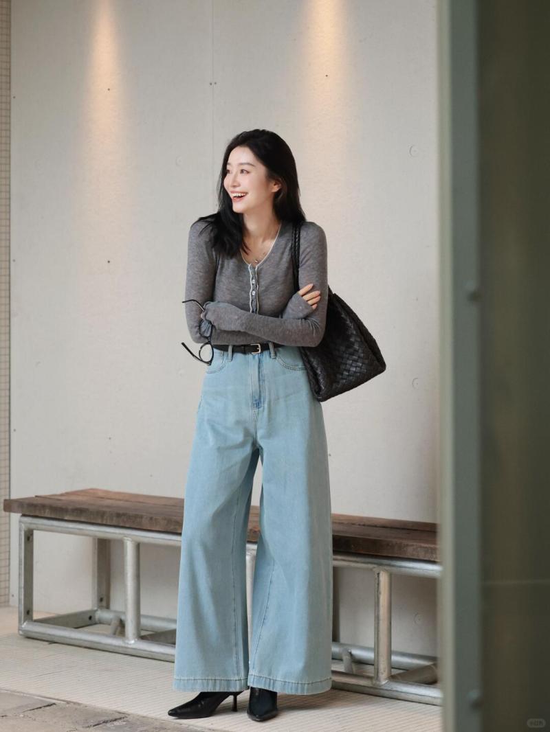 Bottega Veneta Large Parachute Black 796571