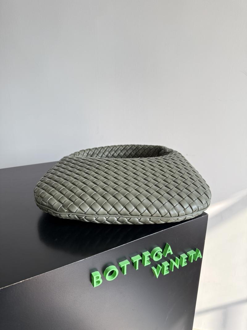 Bottega Veneta Small Veneta Pickle 856736
