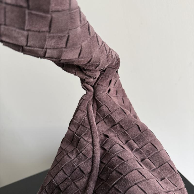 Bottega Veneta Suede Hop Fondant 796262