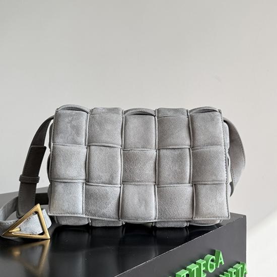 Bottega Veneta Suede Padded Cassette Grey 70026