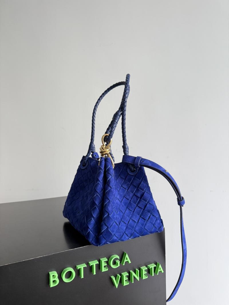 Bottega Veneta Suede Small Parachute Blue royal 796569